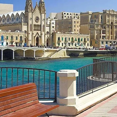 Hotel Modern In The Location, Perfect For Families 3*