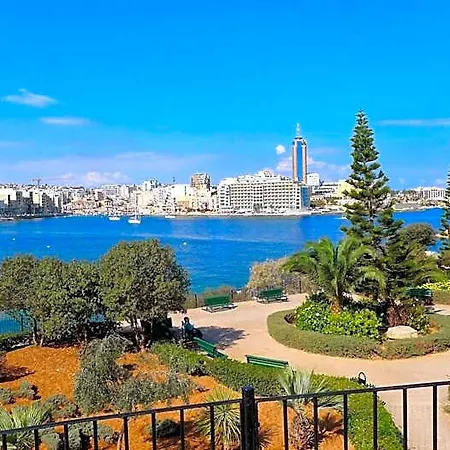 Modern In The Location, Perfect For Families Hotel 3*